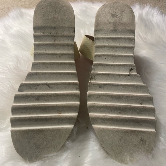 Steve Madden sandals - Picture 2 of 4